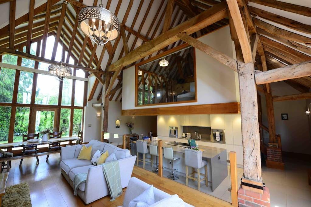 Forest Farm Barn Hampshire بيشوبس والتهام المظهر الخارجي الصورة