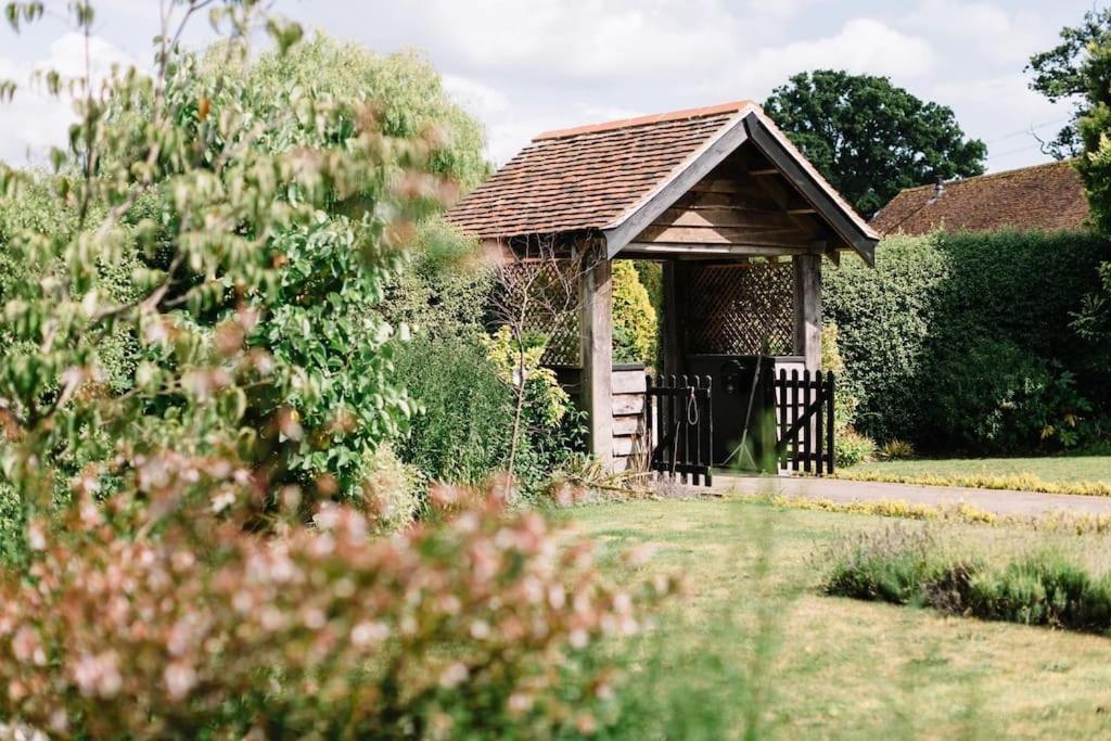 Forest Farm Barn Hampshire بيشوبس والتهام المظهر الخارجي الصورة